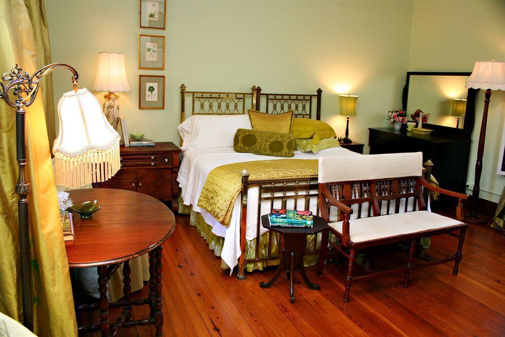 High Meadows Vineyard Inn Scottsville Buitenkant foto