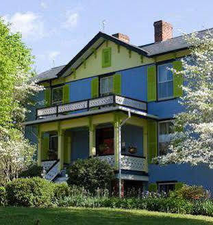 High Meadows Vineyard Inn Scottsville Buitenkant foto